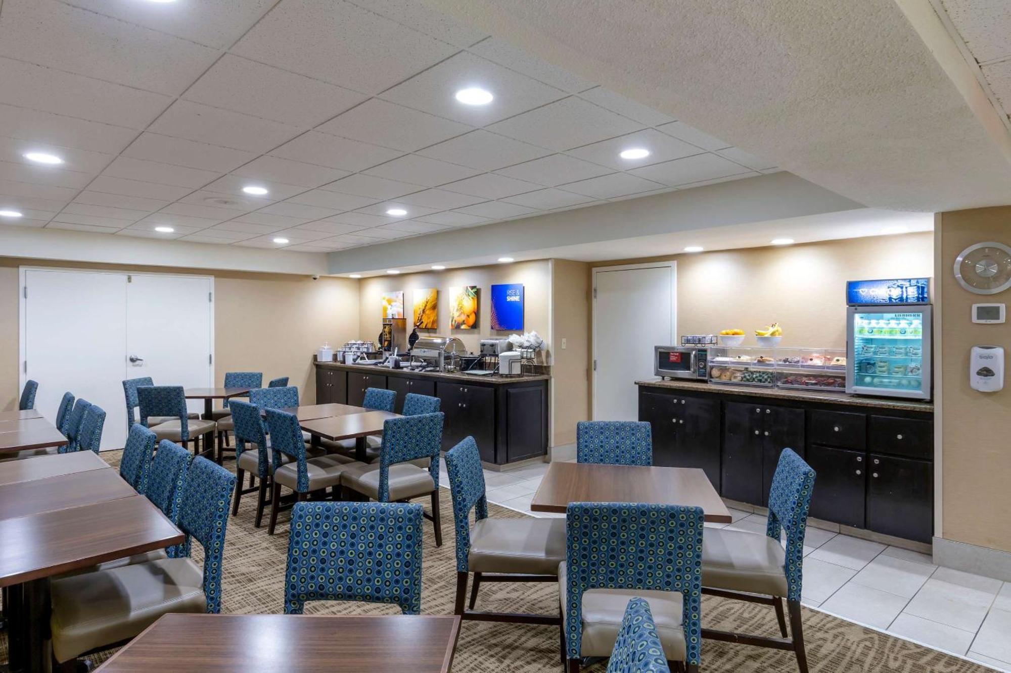 Comfort Inn University Durham - Chapel Hill Eksteriør billede