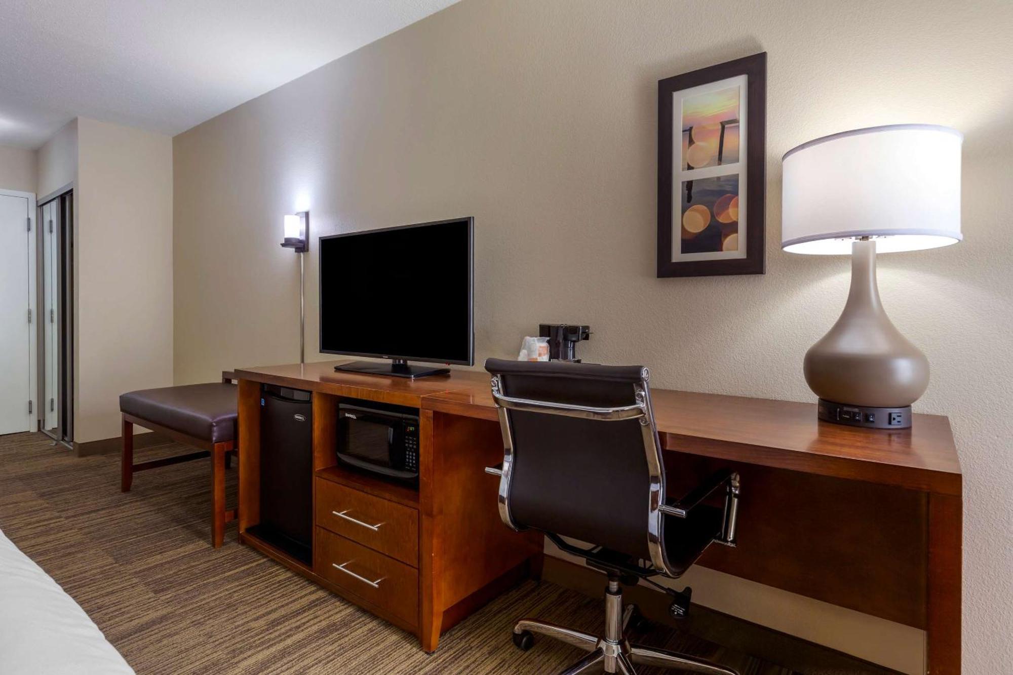 Comfort Inn University Durham - Chapel Hill Eksteriør billede